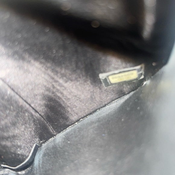 Chanel Caviar Skin Leather Bi-fold Wallet Black - Picture 8 of 14